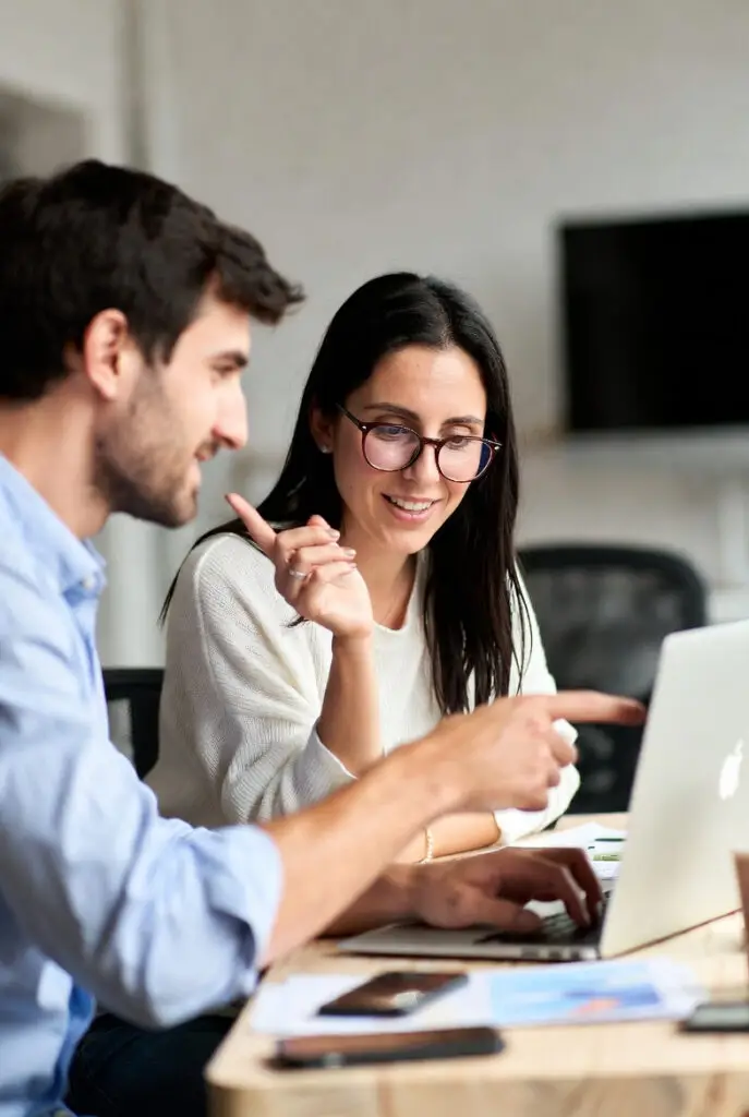 service-1 60105463 Bd1a 4494 Adbb Fb2a144a884c 687x1024